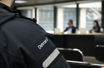 Detran Concurso 2026: salário inicial para agente de trânsito em SP é de R$ 5.702,18