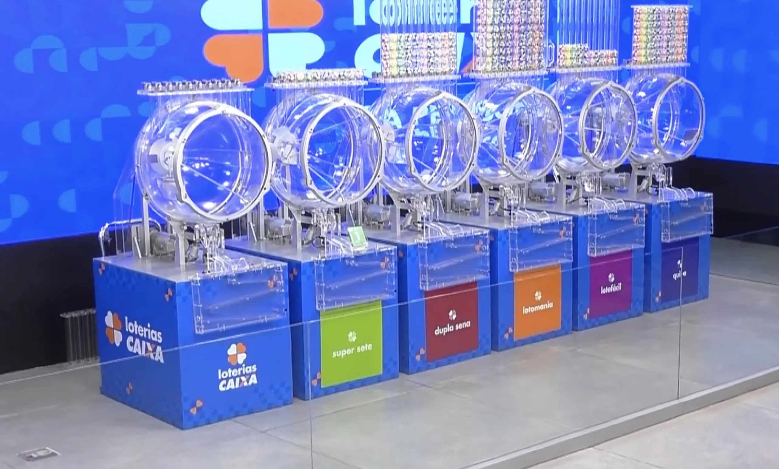 Resultado da Lotofácil de ontem à noite, números sorteados no concurso 3616 de 19/02/2026: Valor do prêmio paga uma RAM Rampage Rebel 2.0 Turbo 2026 0 km à vista e ainda sobram R$ 284.087,52