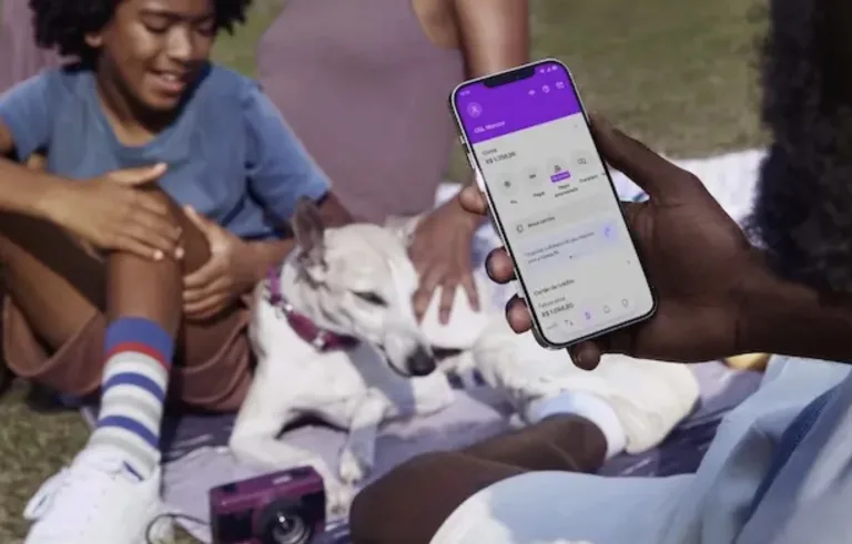 Nubank libera PIX por áudio e mensagem e promete pagamento até 3 vezes mais rápido