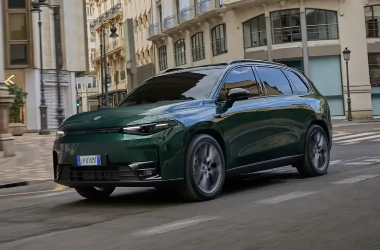 SUV chinês de R$ 210 mil desafia Compass e Corolla Cross, e a tecnologia dele pode mudar a forma como os elétricos são usados no Brasil