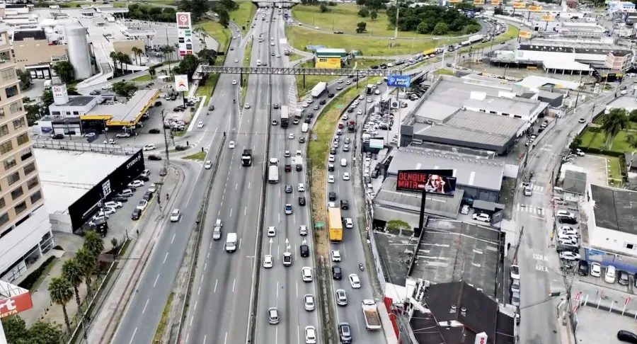 Nova estrada em Santa Catarina promete reduzir viagem de 3 horas para apenas 1h