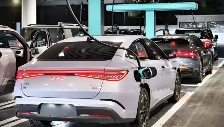 BYD testa carregador de 1.500 kW e promete recargas muito mais rápidas que as atuais