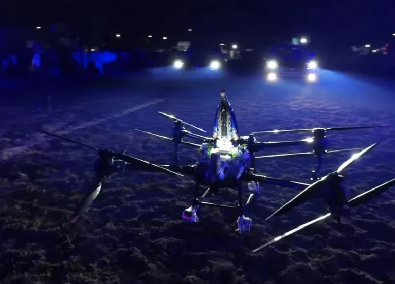 Porto Alegre: Rodeio Nacional de Campo Bom inova com drone para conduzir a imagem de Nossa Senhora Aparecida