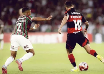 Flamengo ganhou do Fluminense nos pênaltis e conquista o Campeonato Carioca 2026. Após empate sem gols em jogo truncado, Rossi vira herói da decisão no Maracanã.