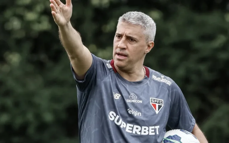 São Paulo: Crespo está fora OFICIALMENTE do SPFC; Entenda o que aconteceu