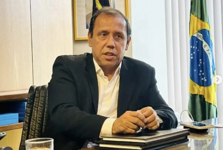 Justiça bloqueia até R$ 562 milhões de sindicato Sindnapi de irmão de Lula ligado a aposentados, entenda o que está sendo investigado no caso envolvendo o INSS