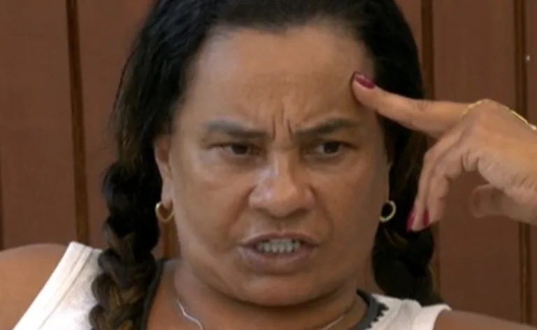 BBB 2026: Solange chama Jonas de quinta série e sugere paredão com Ana Paula, comentário vira assunto na casa