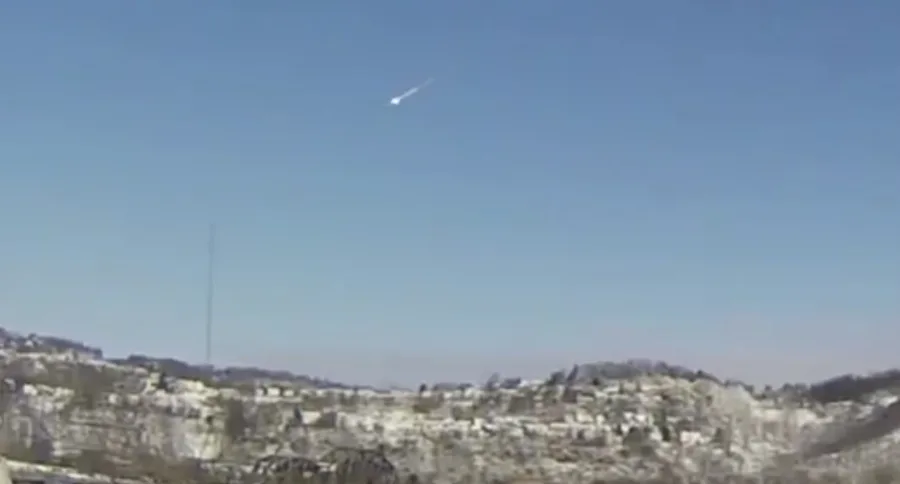 Meteoro nos Estados Unidos: Você viu isso no céu? Explosão no céu gera estrondo e imagens chocantes, entenda o que realmente aconteceu