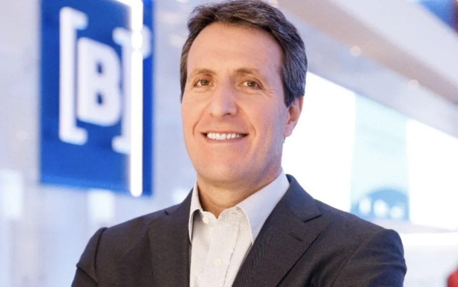 CEO Santander Brasil deixa o cargo; Gilson Finkelsztain será novo líder