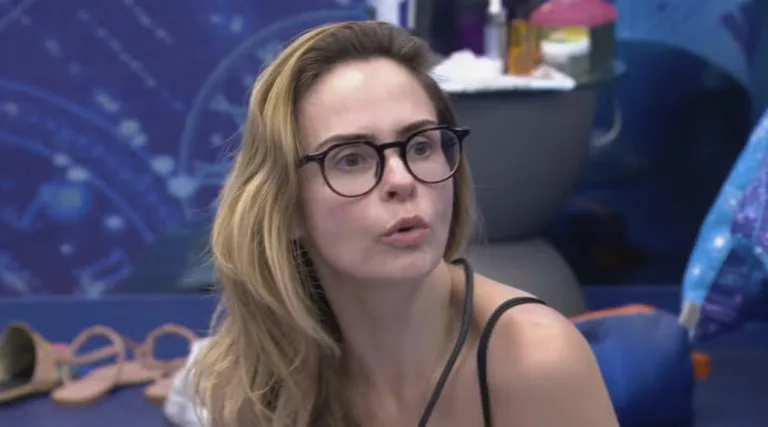 BBB 2026: Ana Paula Renault levantou suspeitas sobre o jogo de Chaiany no BBB 26. Entenda como a postura da sister pode influenciar votos e mudar o rumo do Paredão