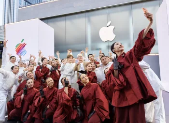 iOS 26.4 tem novos emojis? Atualização libera playlists por IA e novos emojis no iPhone