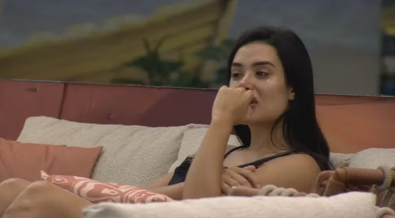 BBB 2026: Jordana desabou na madrugada do BBB 26 e revelou o que está por trás da pressão no jogo, veja o que ela disse