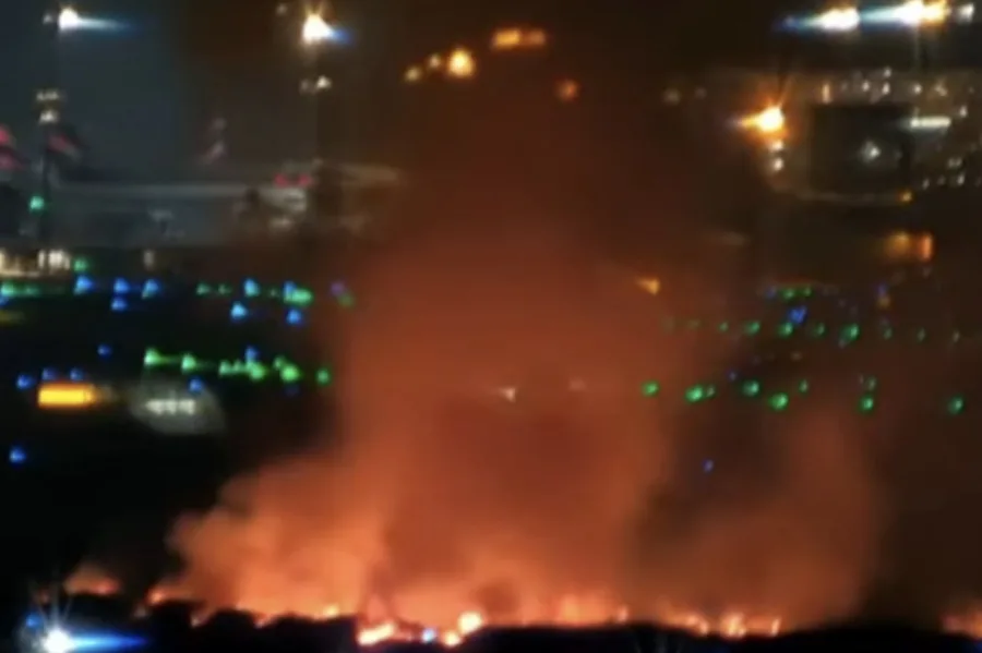 Avião em Guarulhos hoje tem explosão em motor na decolagem