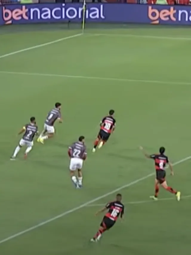 Flamengo Hoje: Torcida do Mengão perde a paciência com Carrascal na final entre Fluminense x Flamengo, o que aconteceu no Maracanã que levou rubro-negros a pedirem substituição imediata?