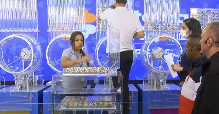 Resultado Lotofácil 3640: confira números; prêmio acumulado garante Fiat Mobi 2026 com seguro auto, IPVA 2026 e manutenção pagos por anos