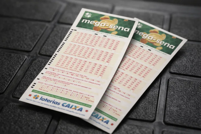 Mega-Sena 2984 Resultado dia 14/03/2026: prêmio acumulado de R$ 105 milhões daria para comprar frota de carros populares com seguro auto e IPVA 2026 pagos