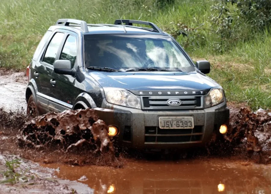 Você compraria um EcoSport 2012 achando que é barato? O que ninguém te conta sobre consumo, câmbio e custo real