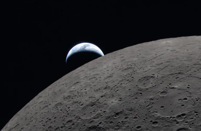 Fotos da Lua em Superzoom da Nasa revela detalhes inéditos da Terra e da Lua na missão Artemis II