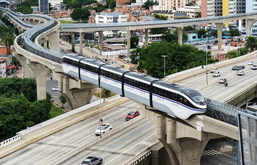 Metrô SP 24 horas: mudança no feriado altera rotina de passageiros e amplia deslocamento durante a madrugada