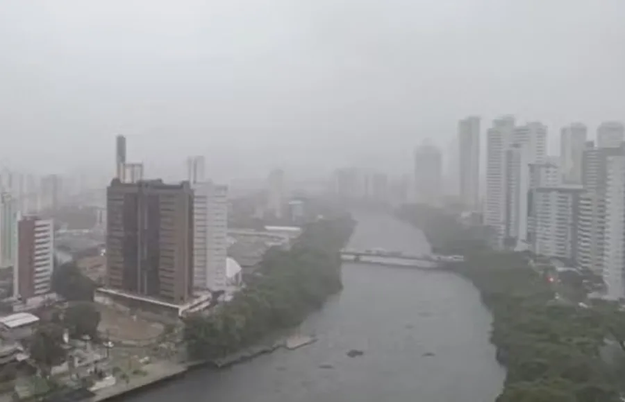 Previsão do tempo Recife 07/04/2026: Grande Recife entra em alerta vermelho com chuva intensa e desabamento já registrado; veja acumulados e risco até quarta