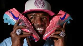 Vinicius Júnior entra pressionado após ataque público de jogador alemão antes de jogo decisivo