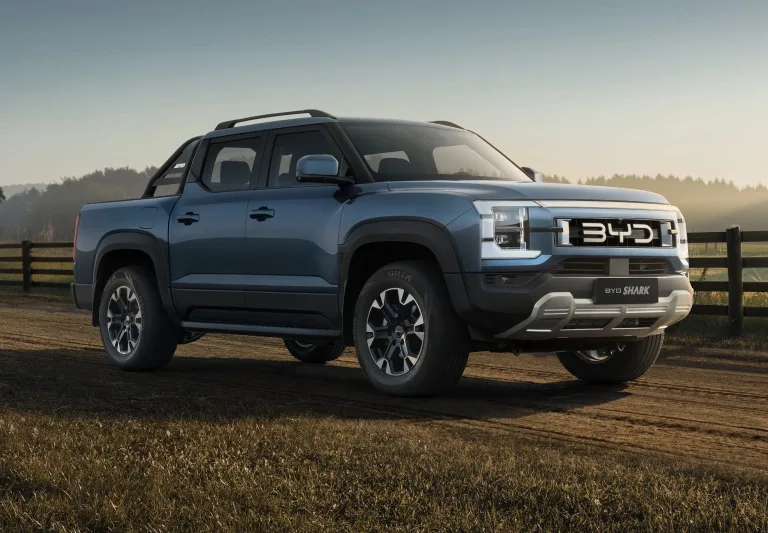 BYD Shark 2.0 turbo chega com 475 cv e resolve maior crítica da picape híbrida