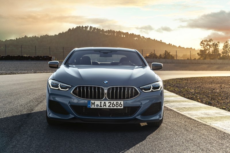 Beleza e poder com o BMW Série 8 Coupé