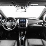 Preço do novo Toyota Yaris agrada no hatch e sedan