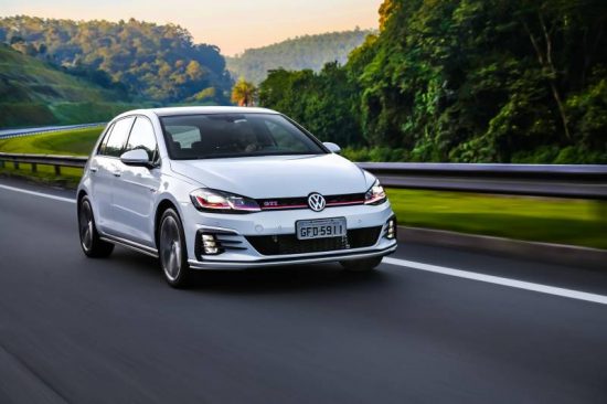 Volkswagen Golf 2019 chega mais potente