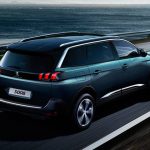 Design esportivo no SUV Peugeot 2008