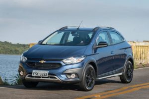 Chevrolet Onix segue como carro mais vendido