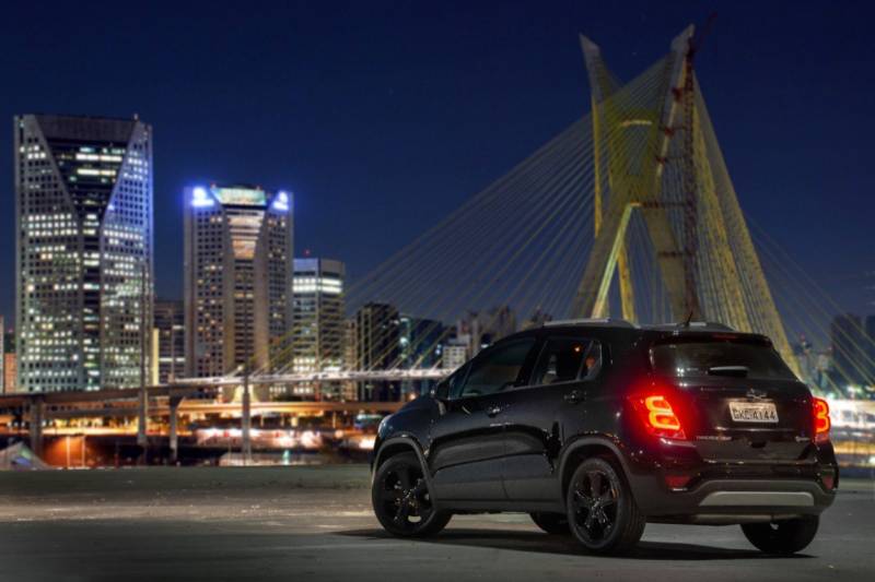 Chevrolet Tracker Midnight 2019