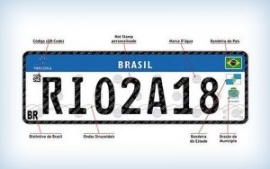 Nova placa brasileira para moto e carro segue padrão do Mercosul