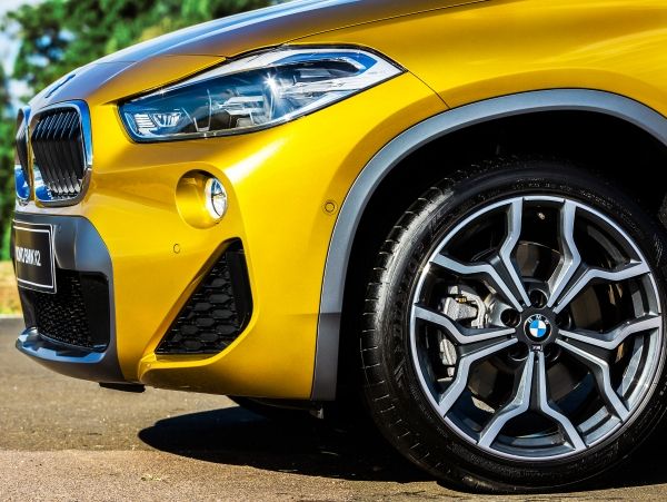 BMW X2