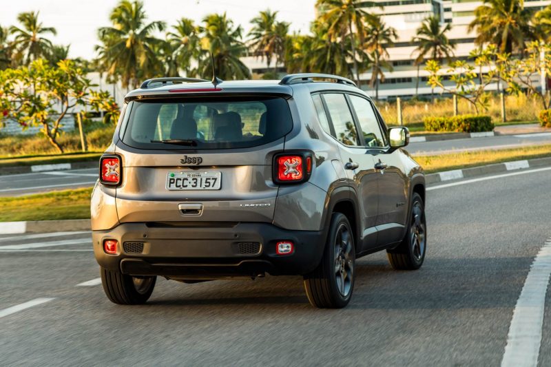 Novo Jeep Renegade 2019 tem mais conectividade e opção PCD com bom valor