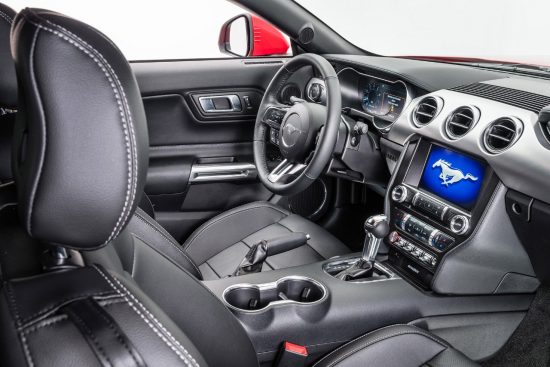 Ford Mustang 2019 GT Premium chega com nova cor