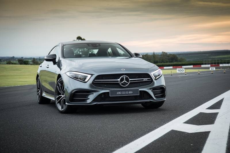 Mercedes CLS 53 chega ao Brasil