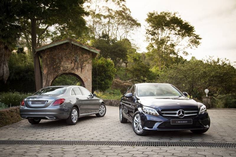 Novo Mercedes Classe C chega ao Brasil com mudanças de estilo
