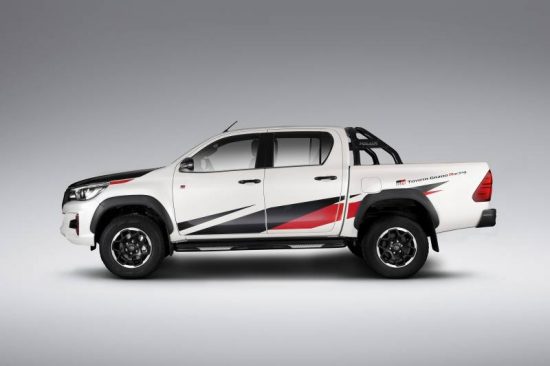 Conheça a nova Toyota Hilux GR Sport