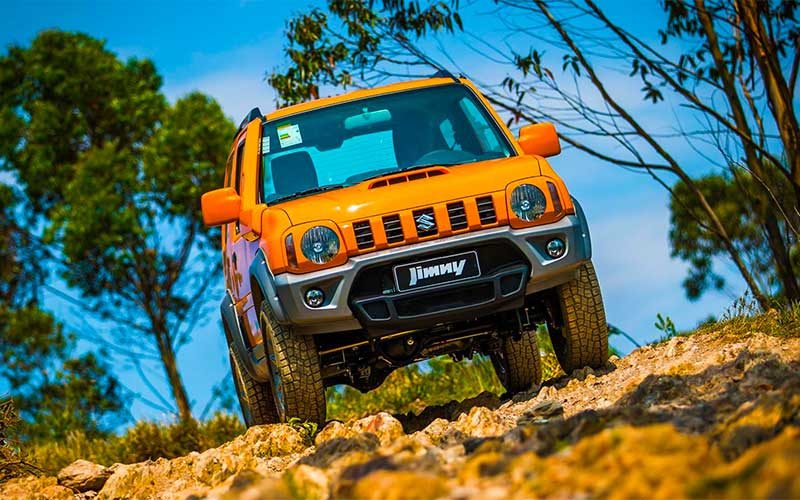 Suzuki Jimny é pequeno e poderoso