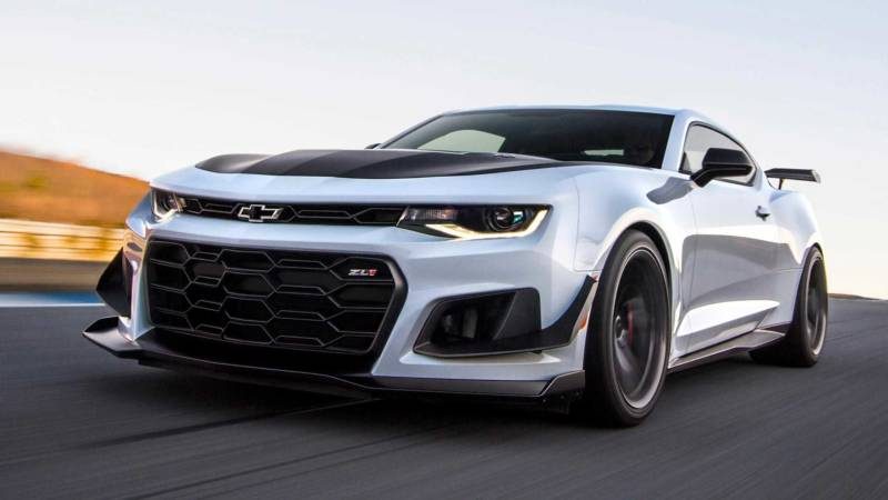Chevrolet Camaro ZL1, o carro com câmbio de dez marchas e um motor V8 de 659 cv