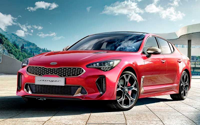 Kia Stinger tem motor V6 3.3 L biturbo