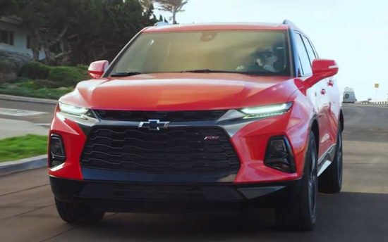 Vídeo: A nova poderosa Chevrolet  Blazer 2019 rodando na estrada