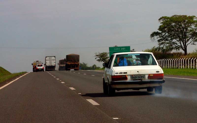 Existe carro com preço justo no Brasil?