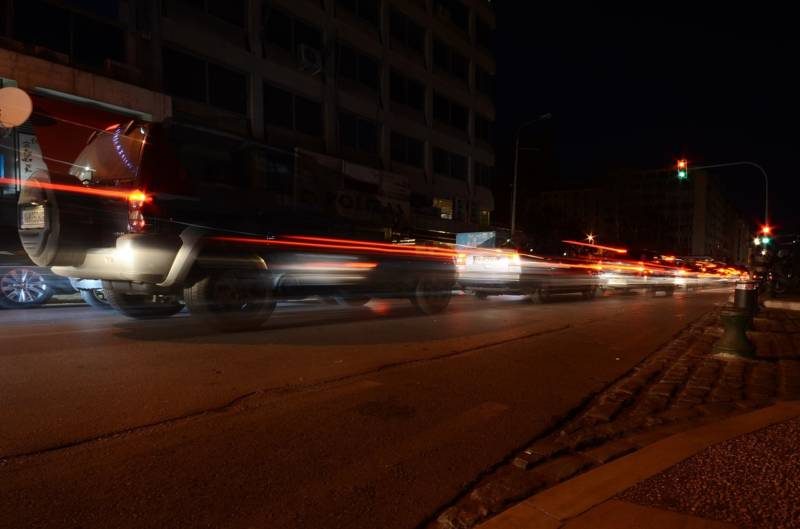 Como usar o freio-motor de carro automático
