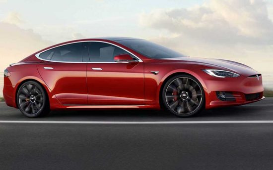 Tesla ganha dinheiro para compensar as emissões de outras fabricantes