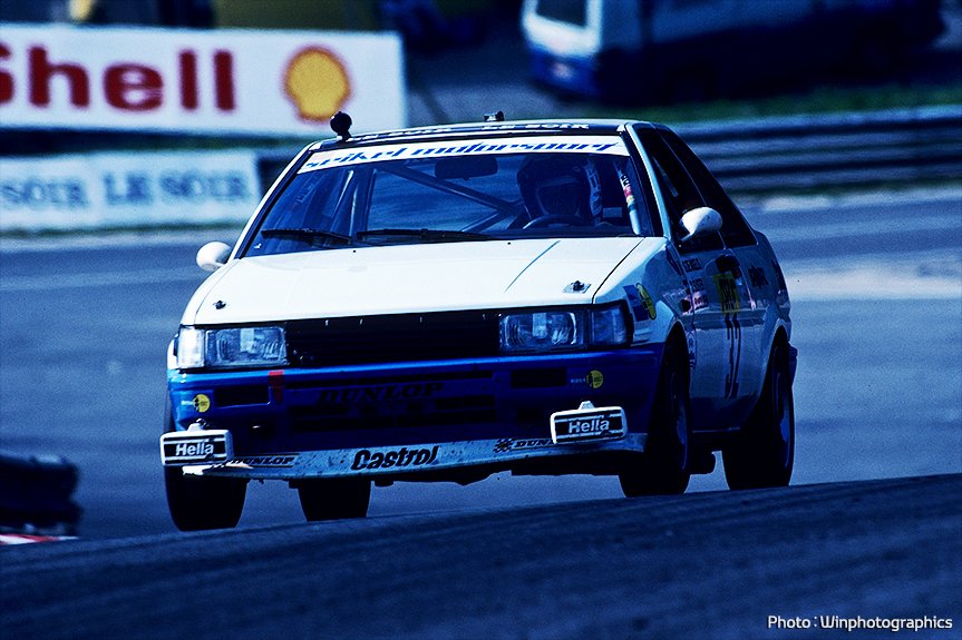 A corrida AE86 em 1983