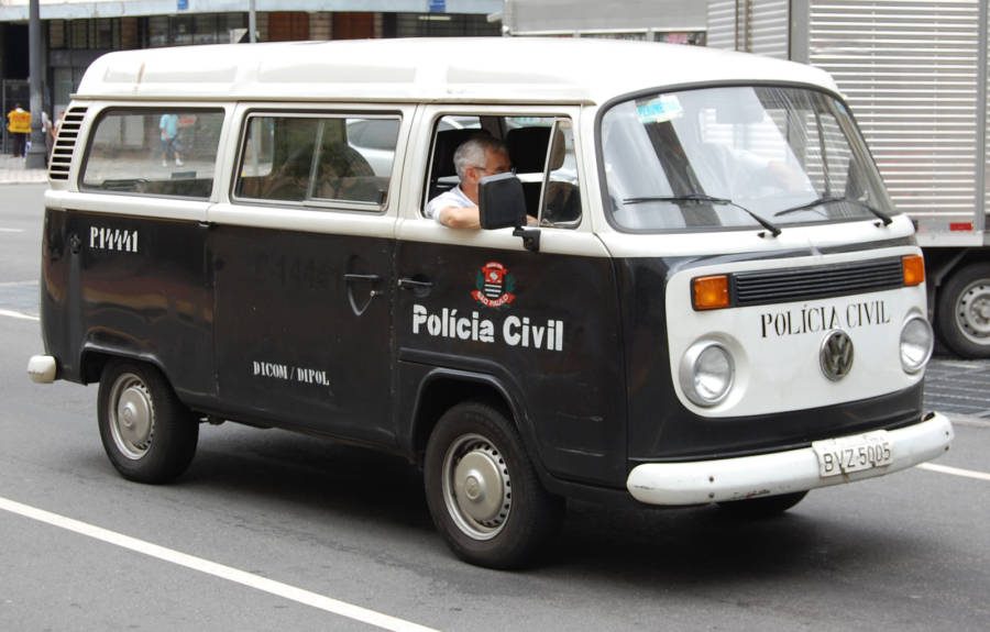 Uma Kombi da Polícia Civil de São Paulo (Foto: Mr.choppers / Wikimedia)