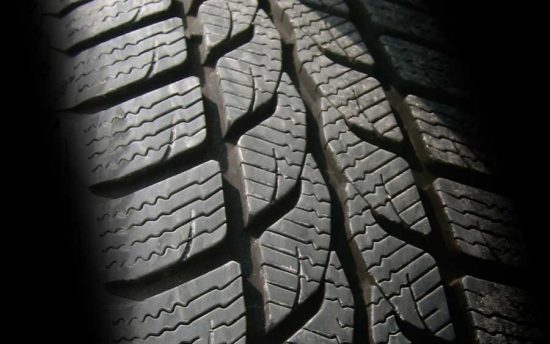 Dicas valiosas para manter a manutenção dos pneus do seu carro em dia