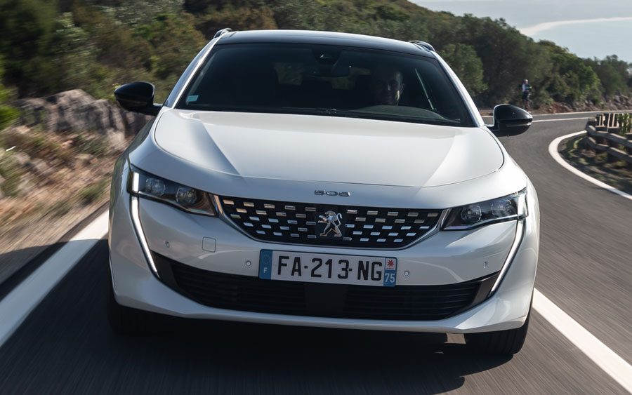 Novo Peugeot 508 SW é apresentado na Europa
